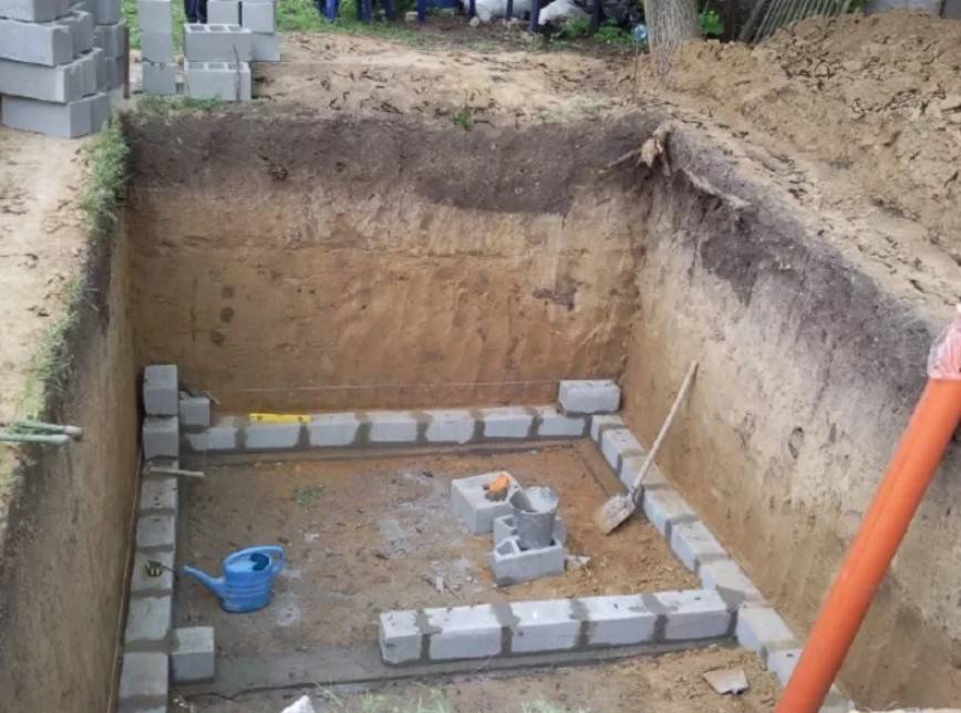 Погреб из кирпича: подробная технология строительства