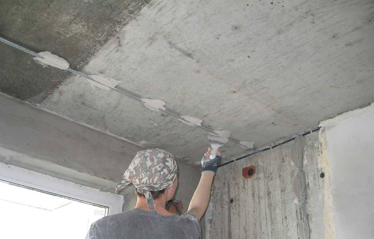 Как выравнивать потолки и стены в доме :: syl.ru