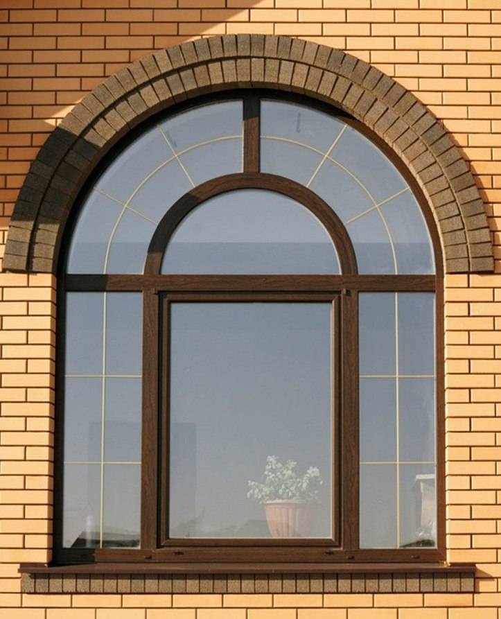 Арочные окна: благородный архитектурный и интерьерный элемент
