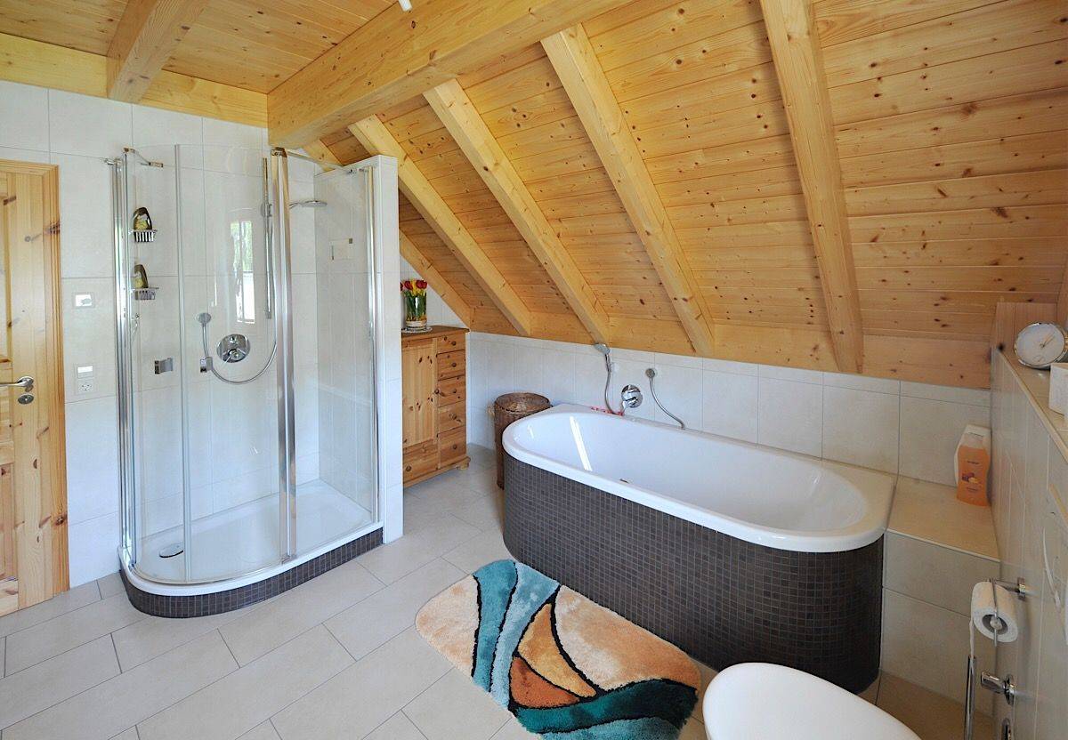 Ванная комната в каркасном доме: дизайн, фото, как лучше сделать, чем отделать