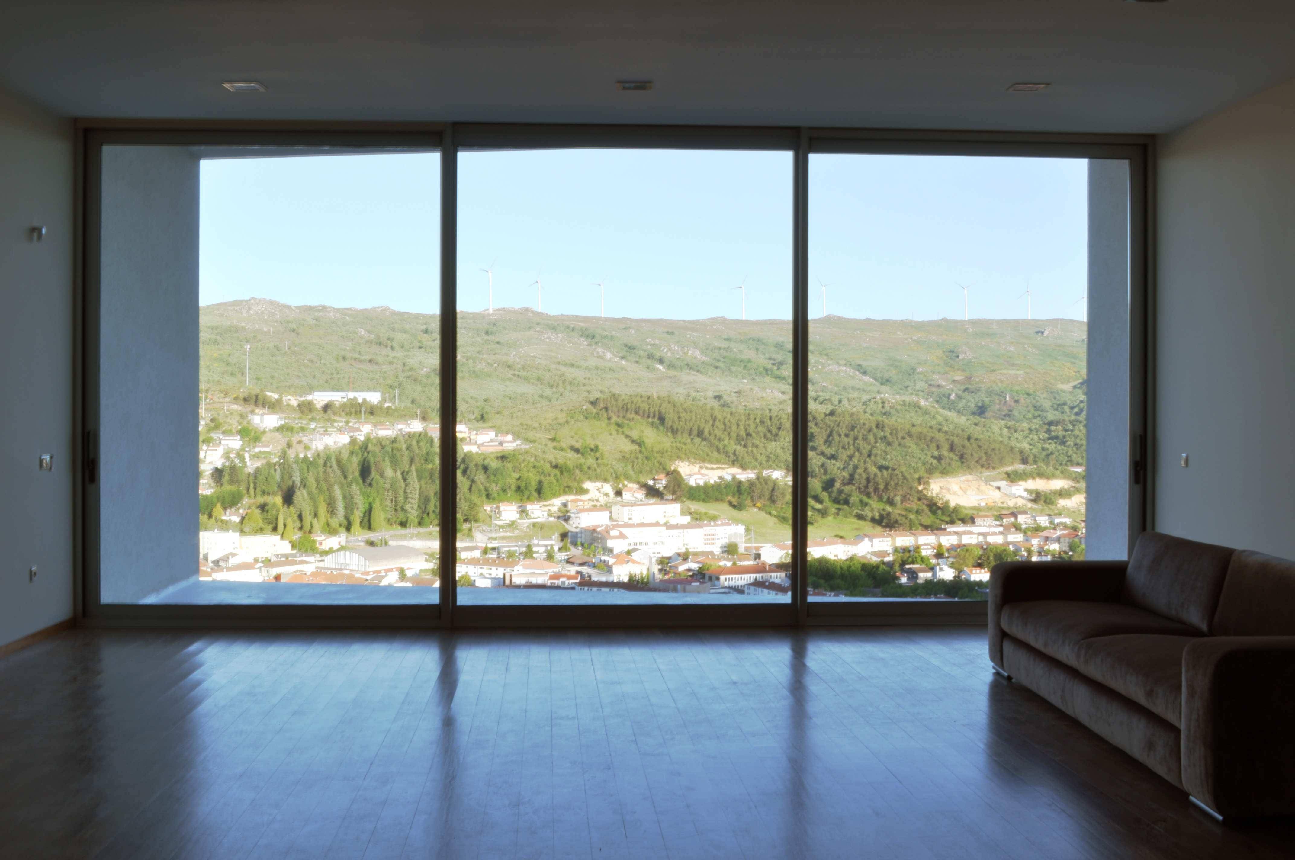 Панорамное остекление в квартире: можно ли сделать и как?