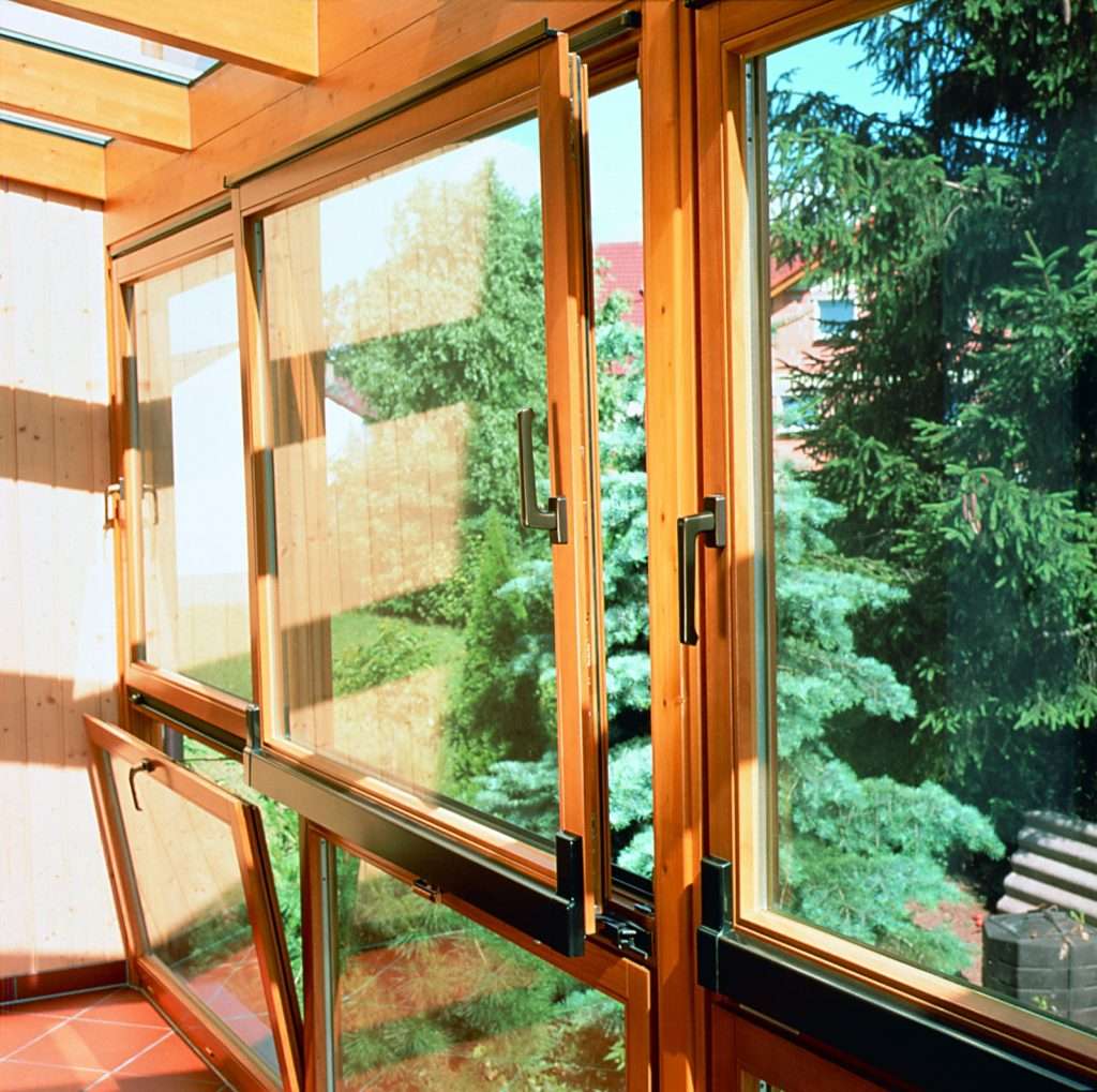 Раздвижные окна на балконе