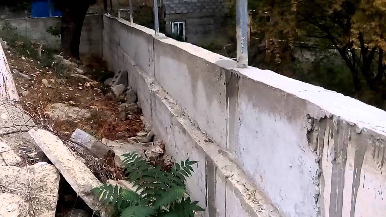 Как сделать подпорную стенку из бетона