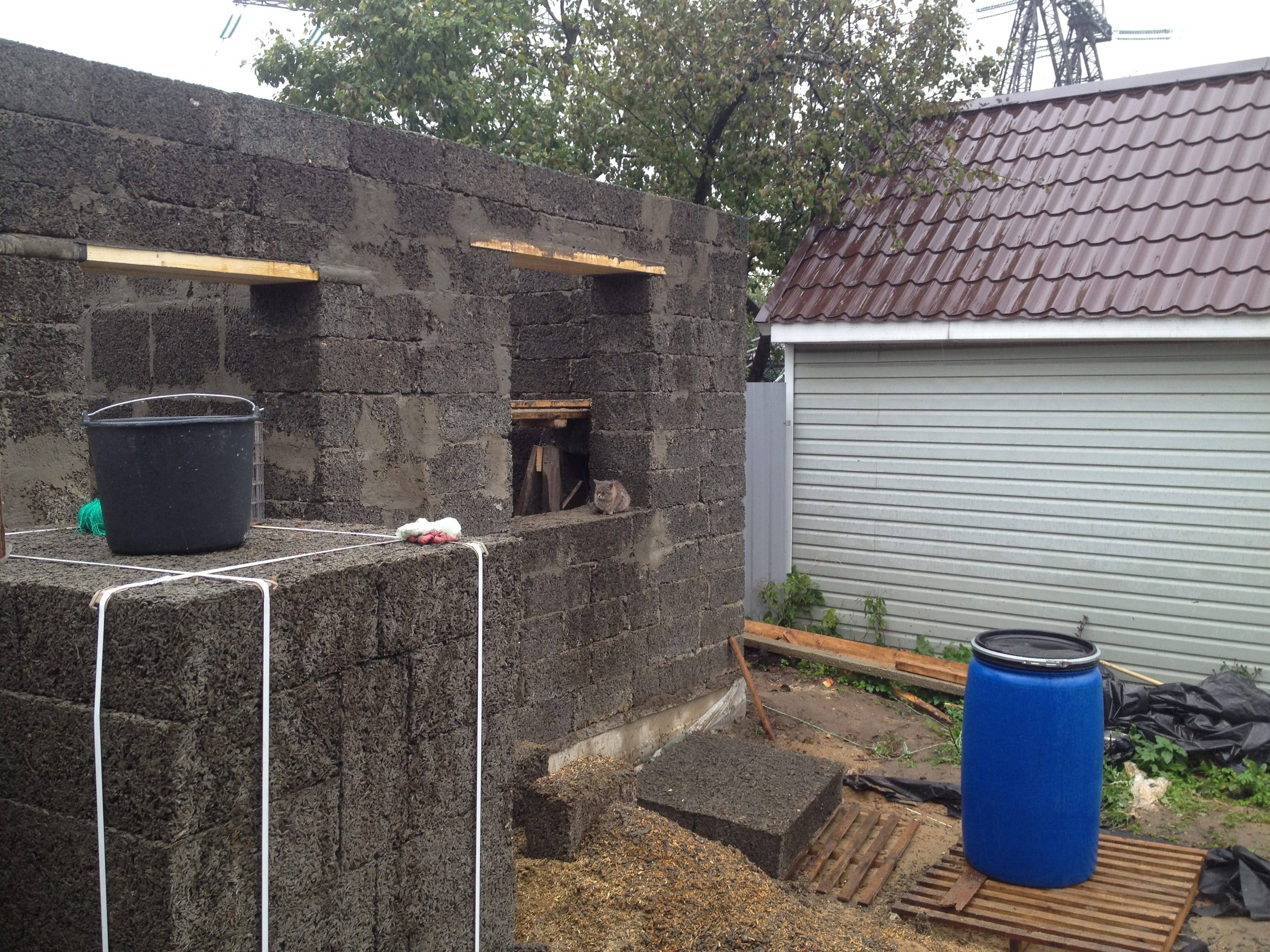 Дом из арболита (32 фото): плюсы и минусы строительства из арболитовых блоков, проекты. как построить дом своими руками? отзывы владельцев