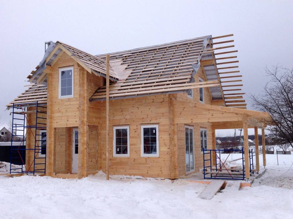 Можно ли строить каркасный дом зимой?