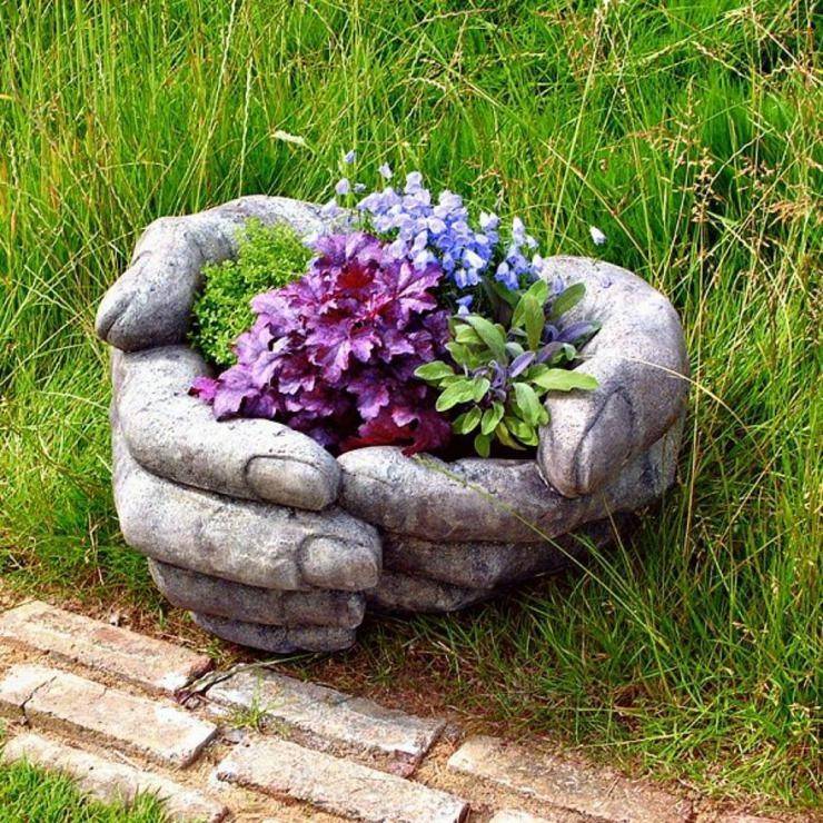 Клумба из камней своими руками - декоративное оформление клумбы камнями .