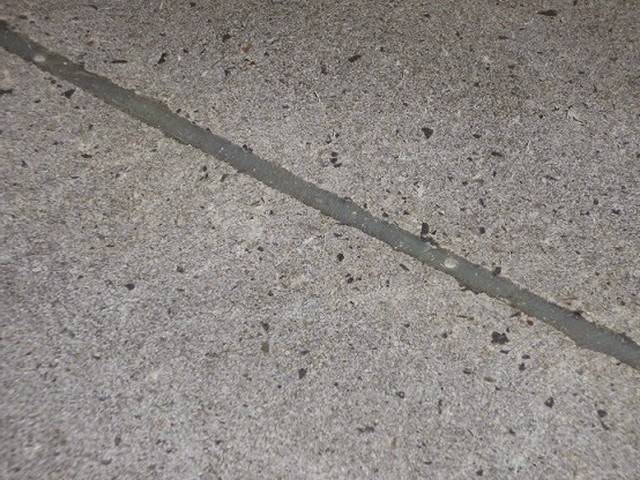 Герметик для бетона – виды, советы по применению, способы обработки