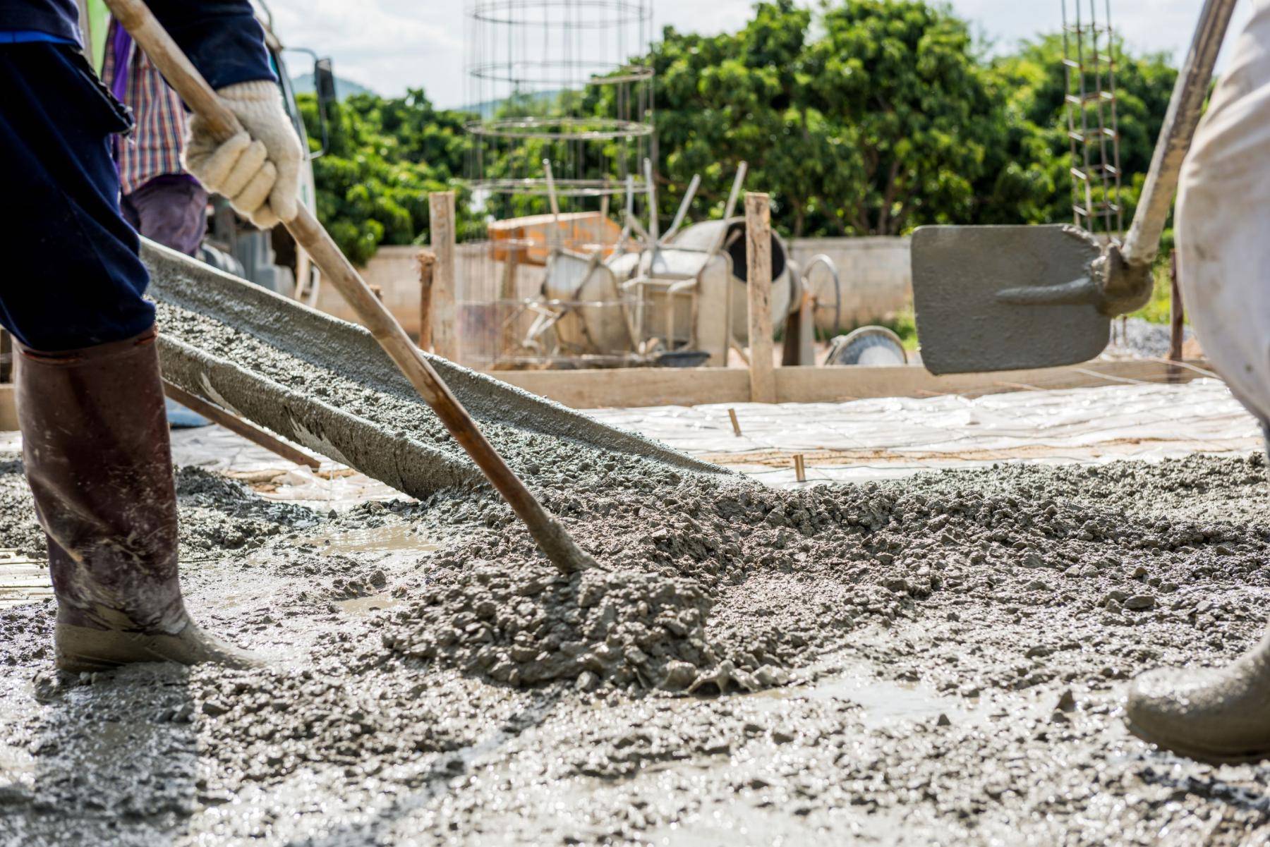 Преимущества доставки готового бетона