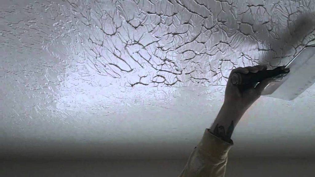 Как сделать фактурный потолок своими руками? технология процедуры