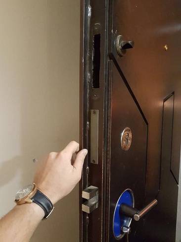 Пошаговая инструкция по врезке замка в межкомнатную дверь с фото и видео