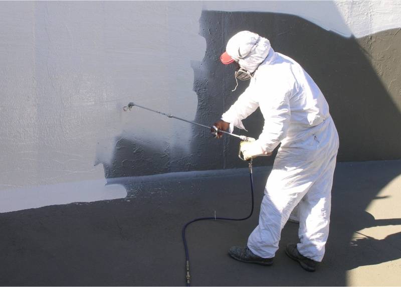 Какая краска для бетона лучше используется для его защиты