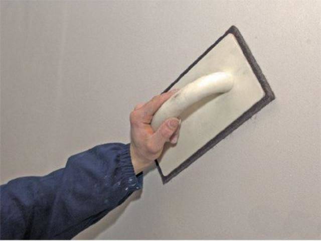 Как происходит шлифовка стен после шпаклевки