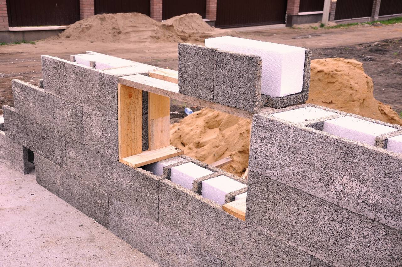 Как класть бетонные блоки на раствор: описание процесса, пошаговая инструкция