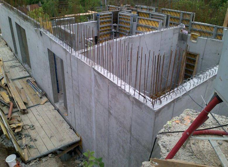 Монолитный бетонный каркас
