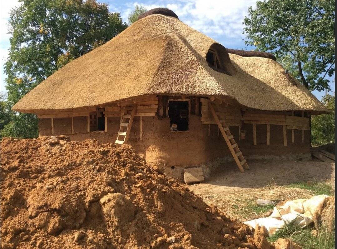 Как построить саманный дом своими руками