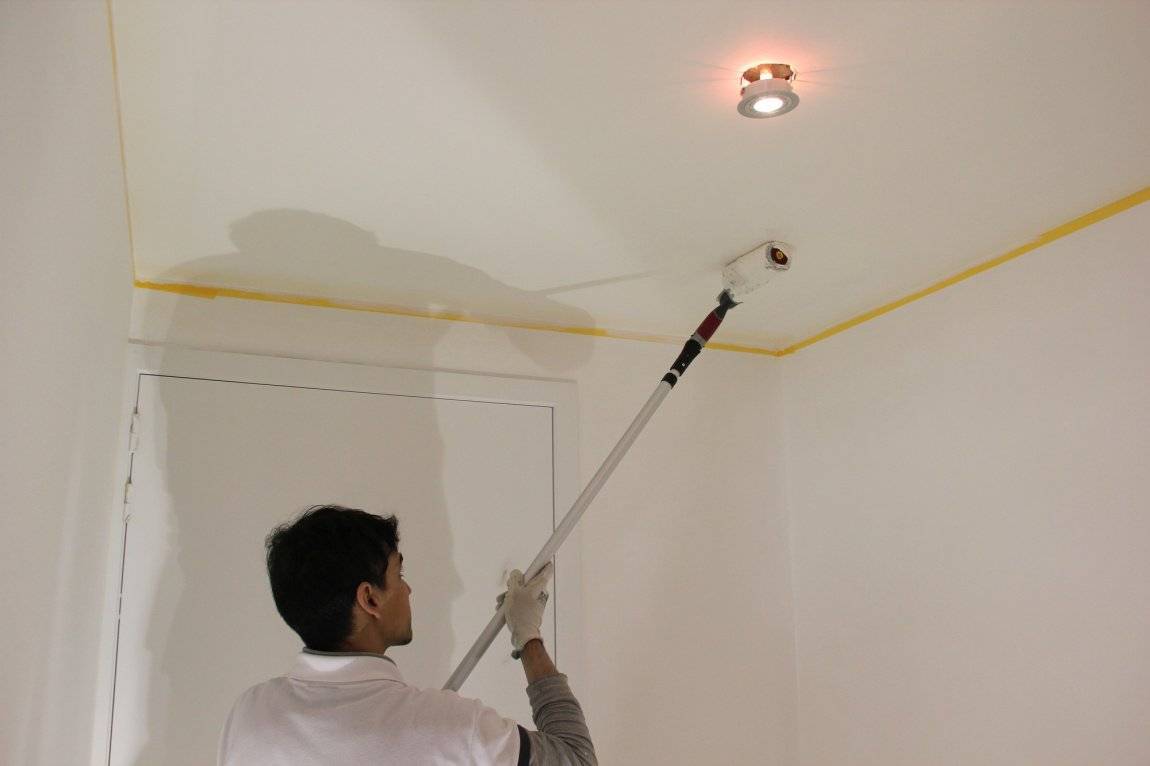 Как подготовить потолок к покраске: пошаговая инструкция