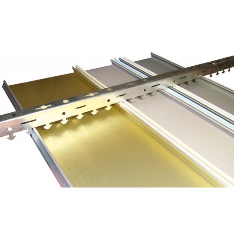 Реечный алюминиевый подвесной потолок – разновидности и способы монтажа