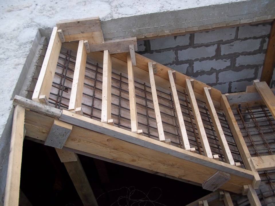 Самостоятельное изготовление бетонных лестниц – дизайн интерьера и ремонт квартиры своими руками