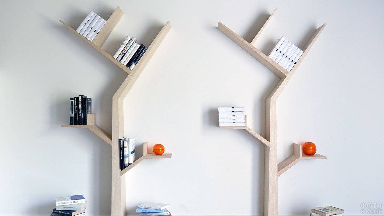 Книжные полки на стену своими руками из дерева фото