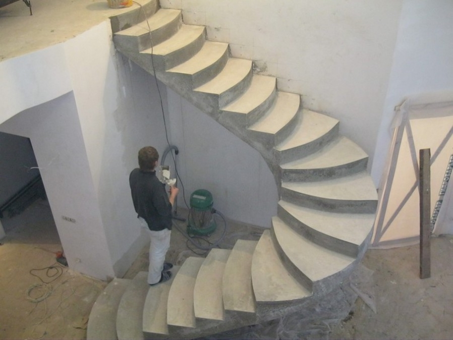 Бетонная лестница на второй этаж своими руками