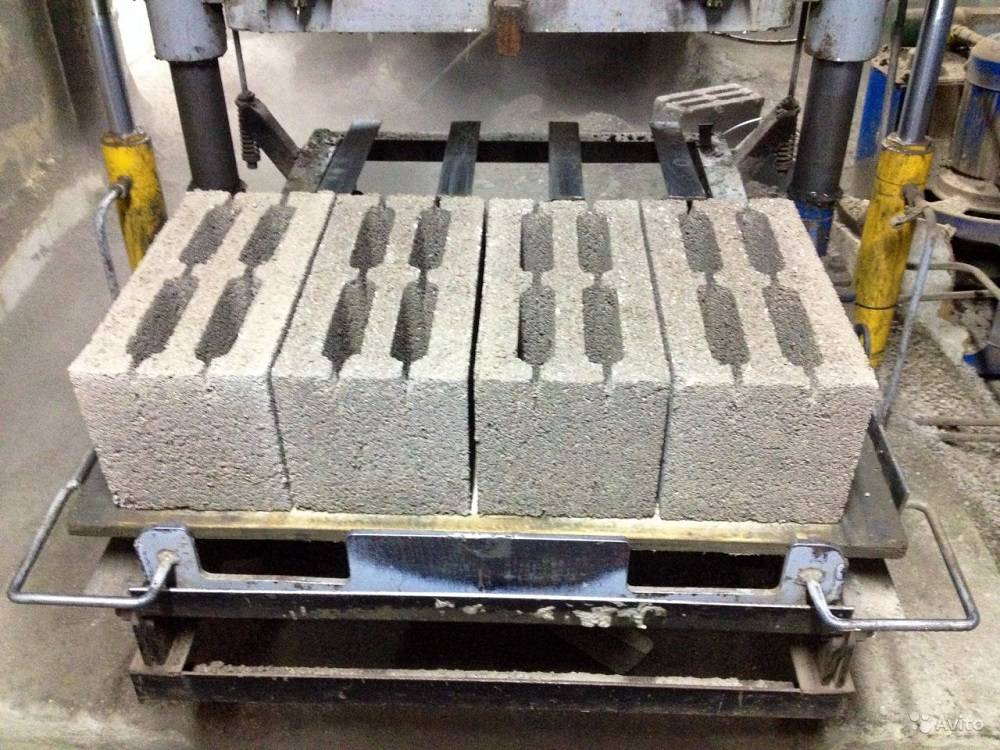 Изготовление керамзитобетонных блоков своими руками