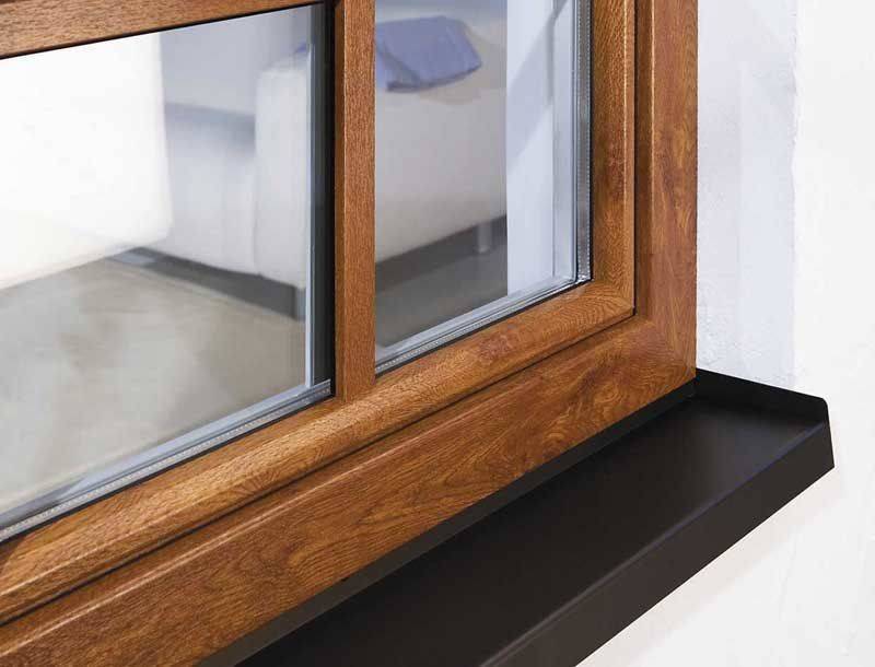 Деревянные или пластиковые окна – что лучше ставить в городской квартире и в частном доме