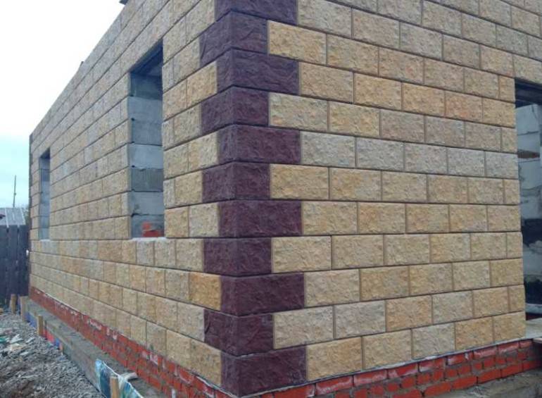 Чем и как штукатурить стены из керамзитобетонных блоков?