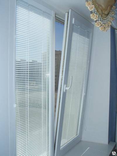 Кассетные рулонные шторы: подбор и крепление на пластиковые окна
