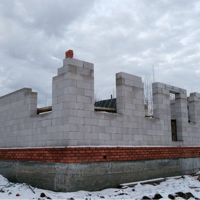 Кладка газобетона зимой на клей: строим стены из газобетонных блоков в мороз