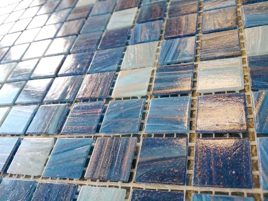 Как правильно положить плитку мозаику в ванной