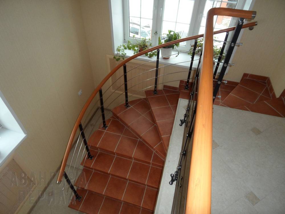 Перила для лестниц - 85 фото лучших моделей и советы по их применению в интерьере