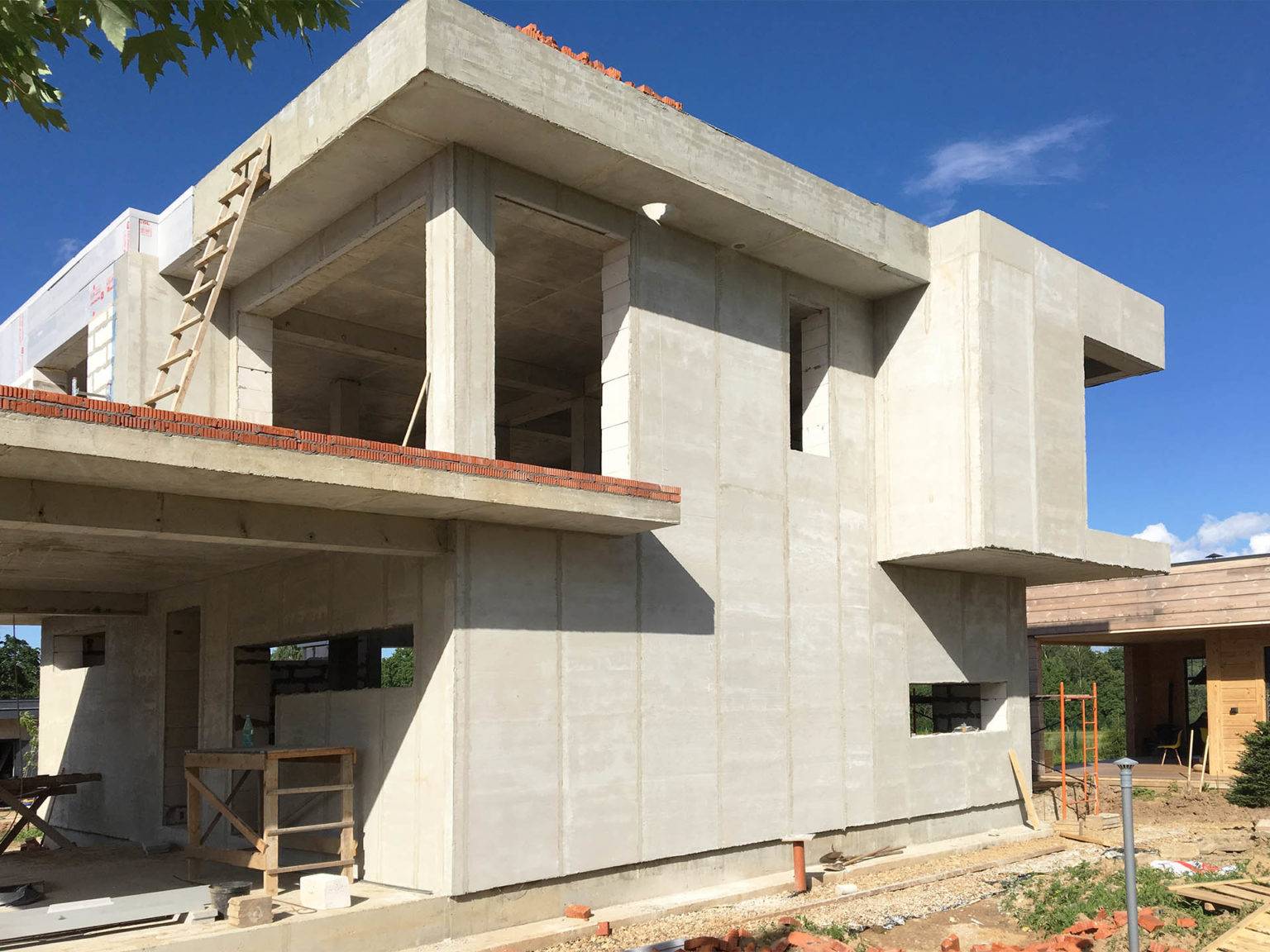 Построить дом на бетонном каркасе по проекту компании монолит-домстрой