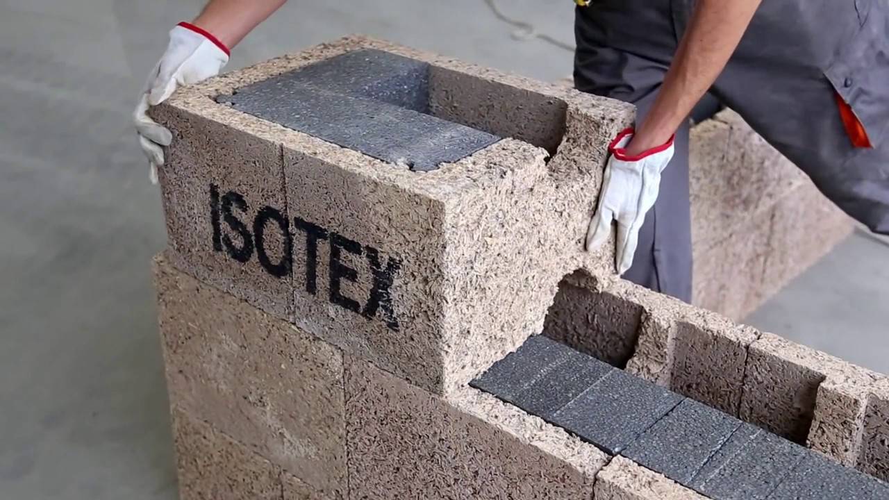 Строительные блоки из опилок и цемента своими руками