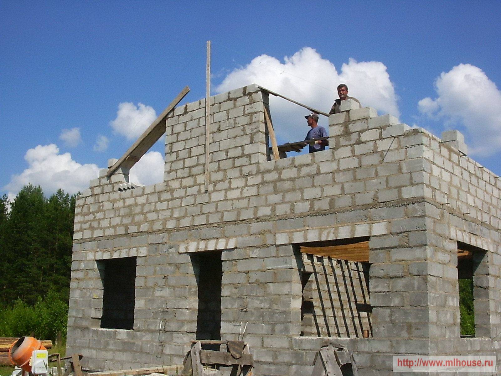 Как сделать крышу дома с кирпичными фронтонами