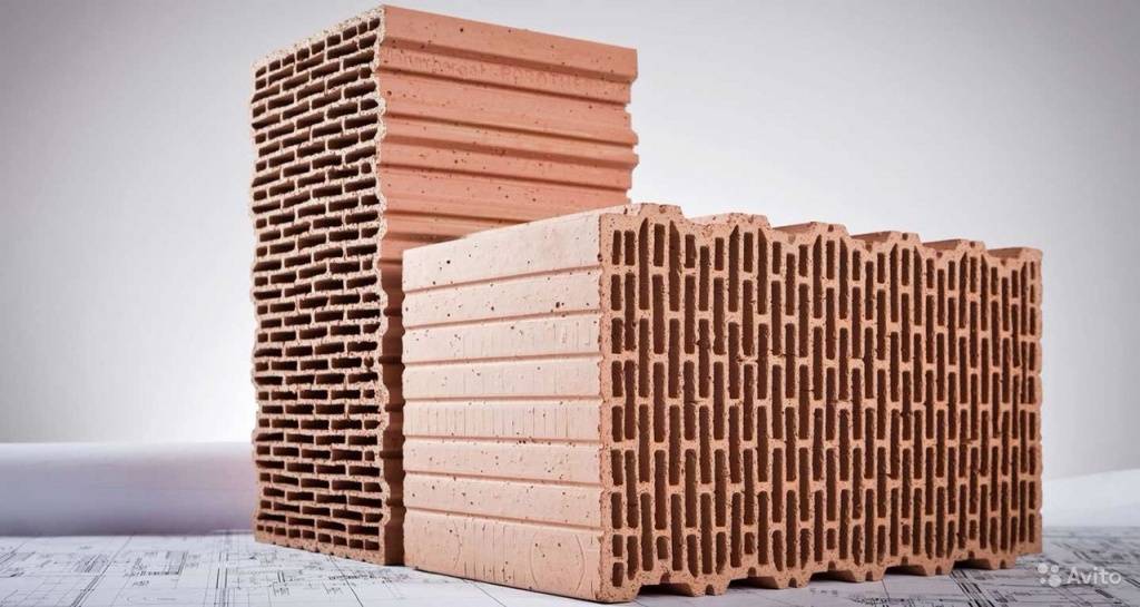 Плюсы и минусы применения керамического кирпича в строительстве