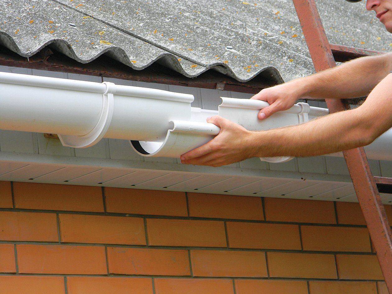 Как выполняется установка водоотливов на крыше – как крепить своими руками