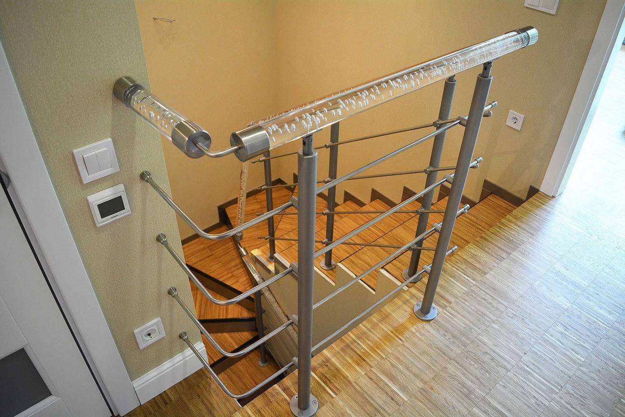 Ограждения для маршевых и винтовых лестниц в частном доме
