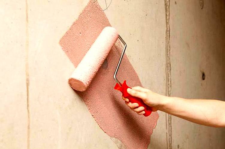 Грунтовка для стен под покраску: зачем нужна и как наносить?