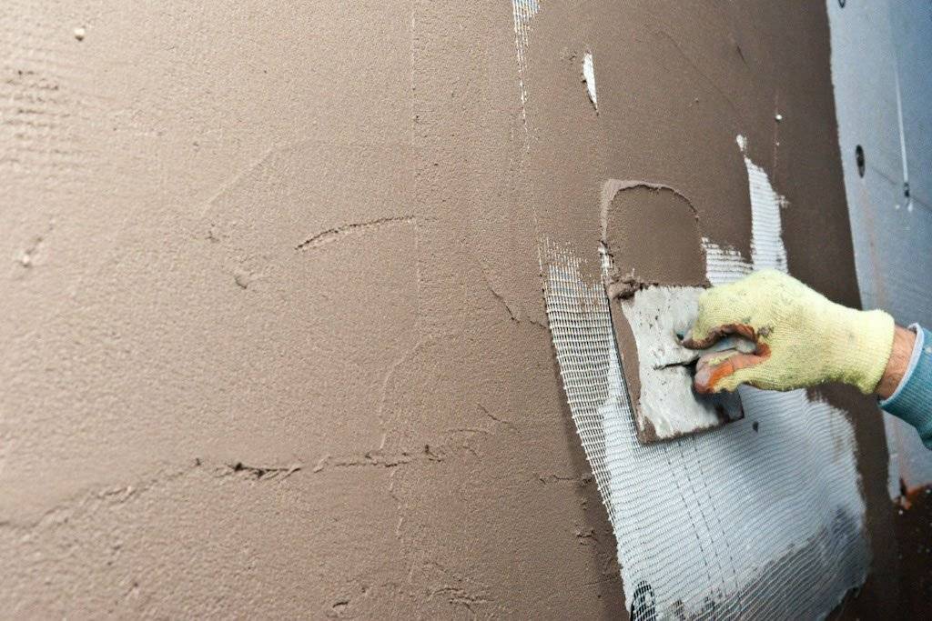 Сколько времени сохнет штукатурка, гипсовая и финишная шпаклевка на стенах?