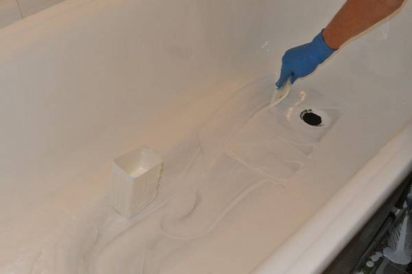 Способы устранения сколов на эмалированной ванной