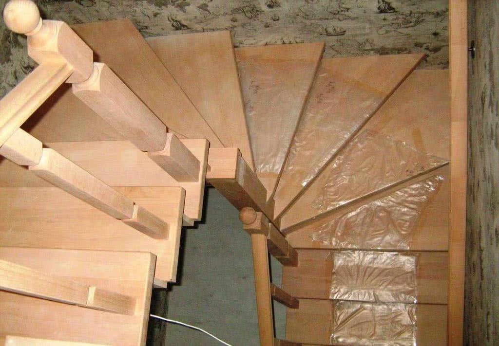 Лестница на второй этаж в частном доме своими руками - схема как сделать
