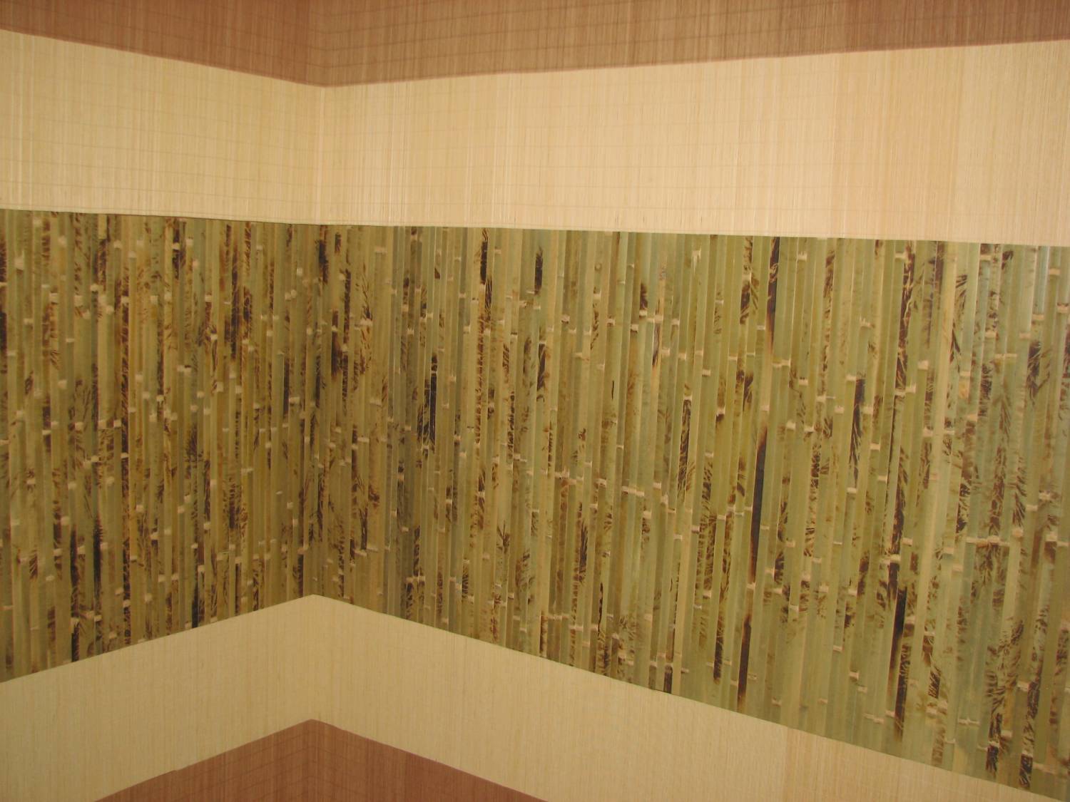 Бамбуковые обои в интерьере: характеристика и фото, процесс производства полотна из бамбука, отделка помещений